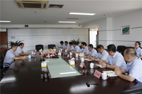 【领导关怀】市城投集团党委副书记郭东晓一行赴尊龙凯时官方网站集团走访调研